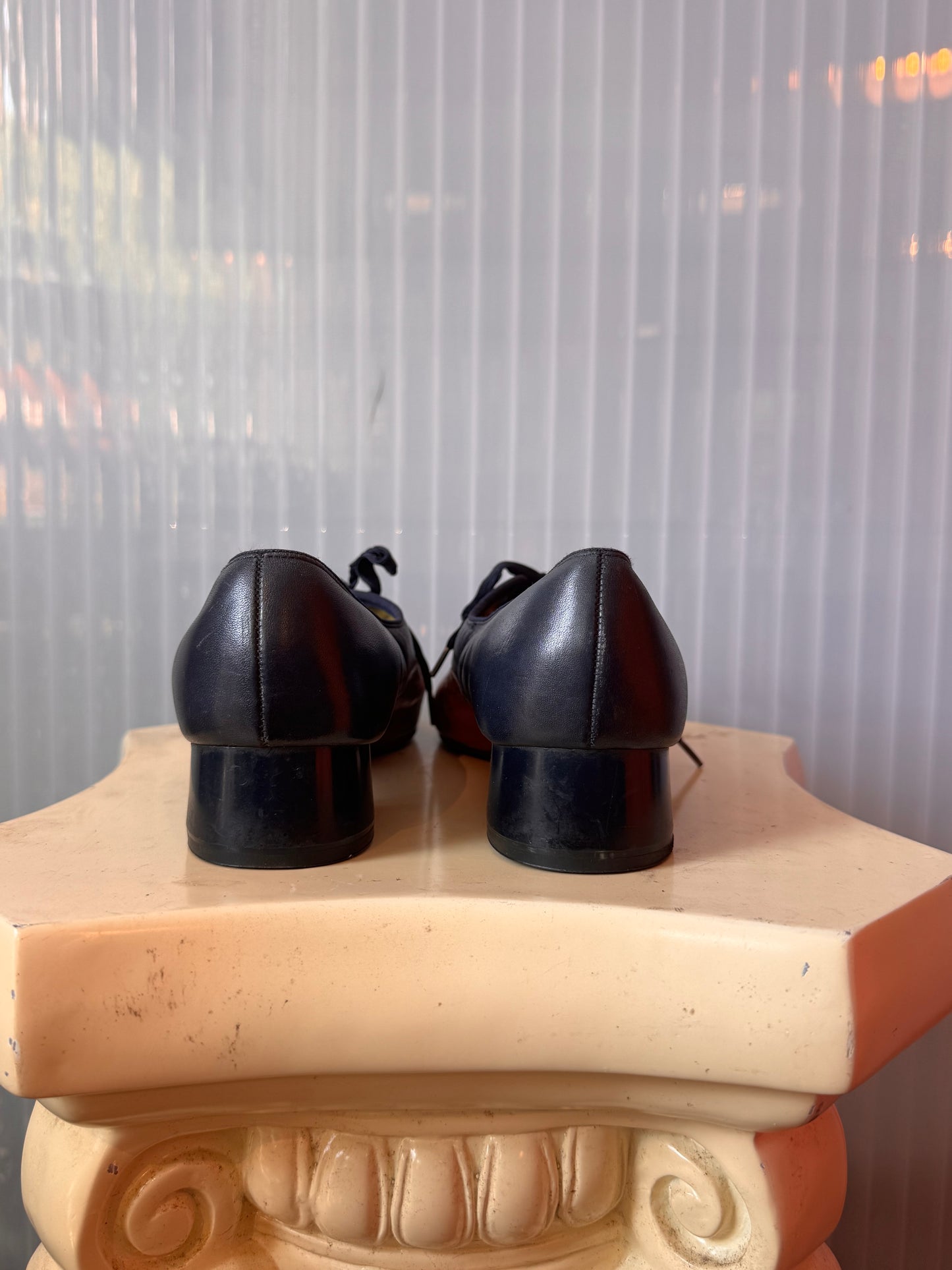 1960s / 1970s Navy Blue & Red Oxford Block Heels