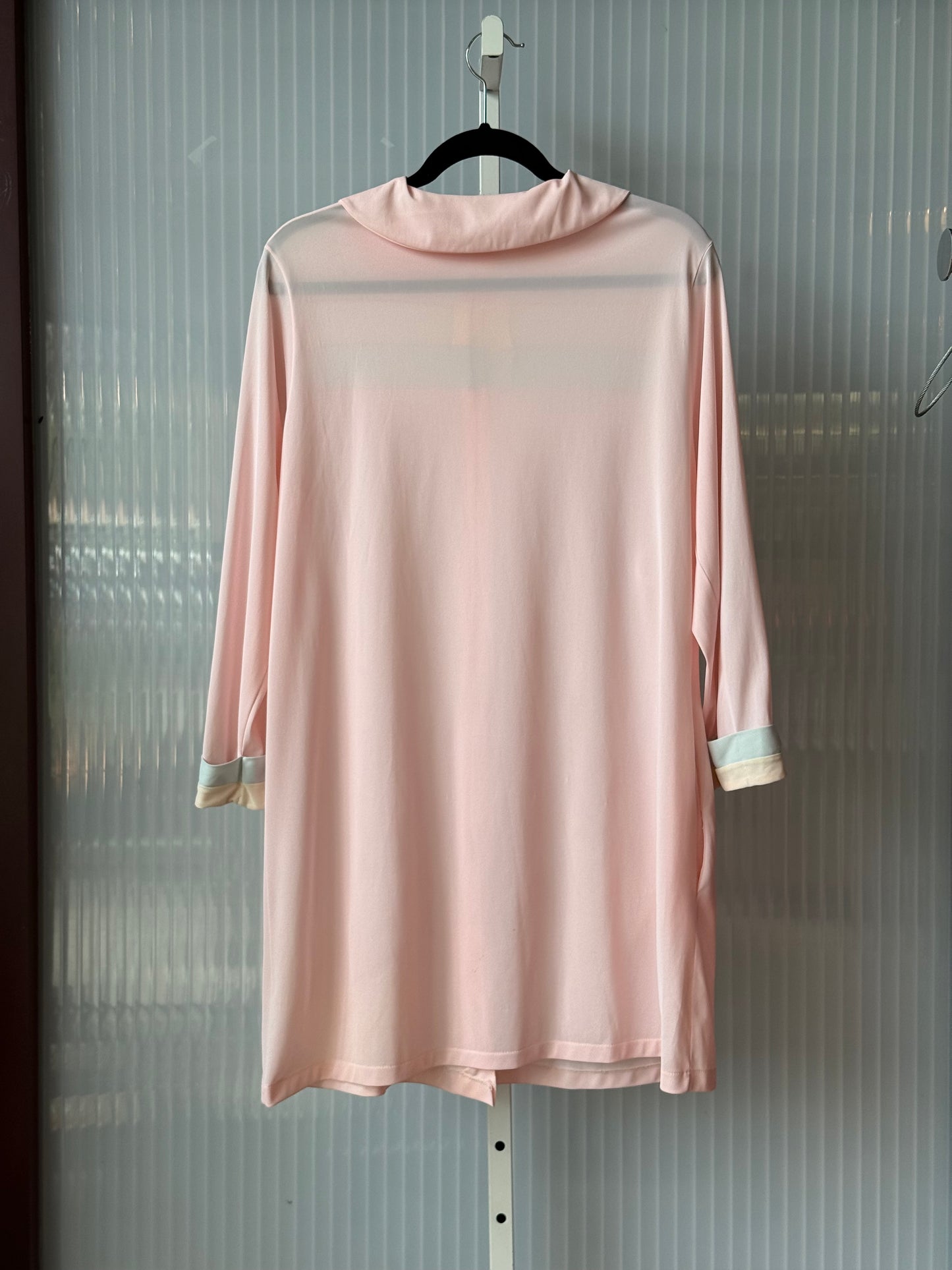 1960s Pink Peter Pan Collar Long Pajama Shirt