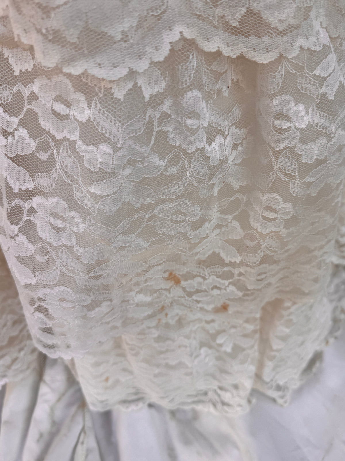 1970s Cream Tiered Floral Lace Wedding Dress