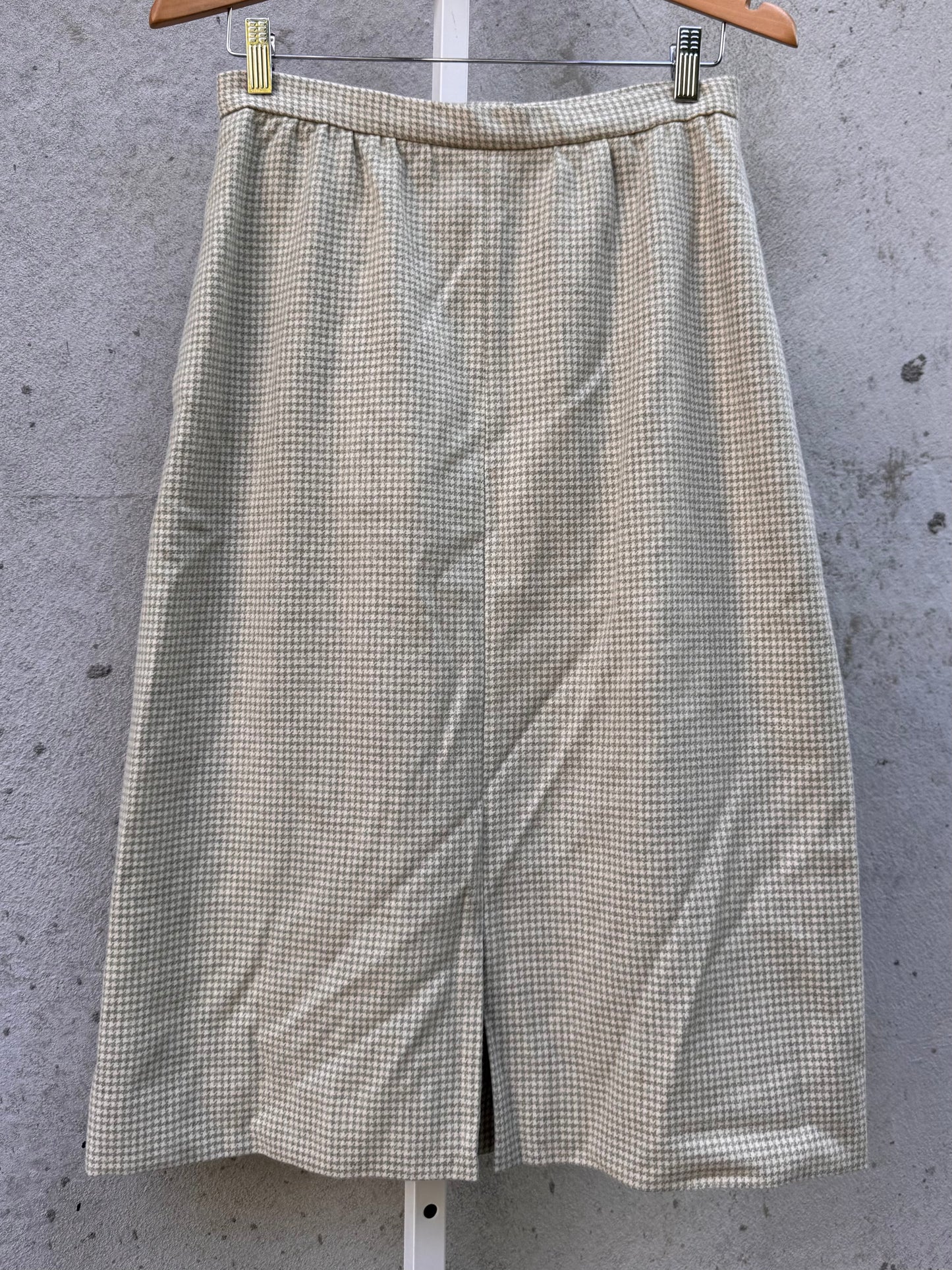 1980s Cream Houndstooth Wool Suit Jacket & Skirt Set