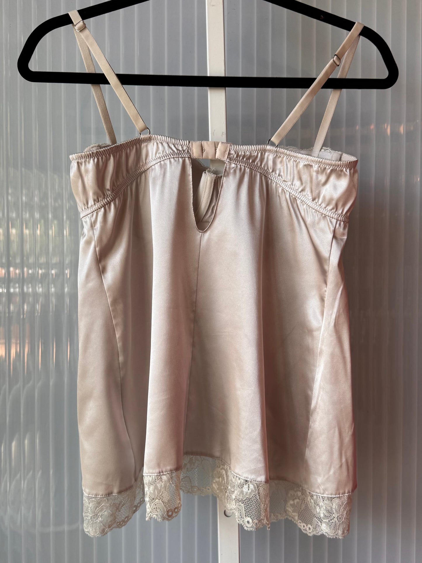 Y2K Fredericks of Hollywood Ivory Lace Lingerie