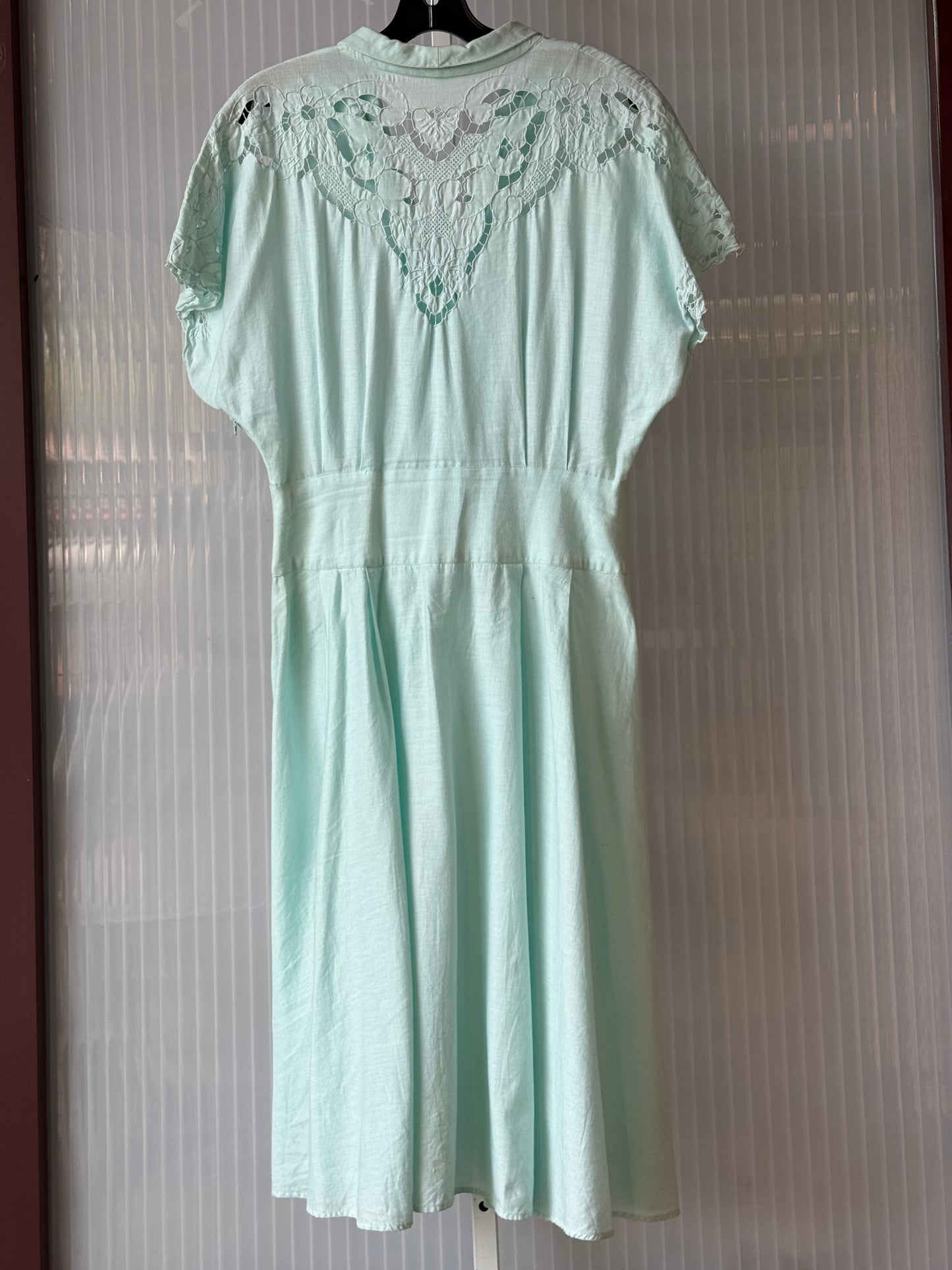 1970s Pastel Blue Shirtwaist Dress w/ Floral Eyelet