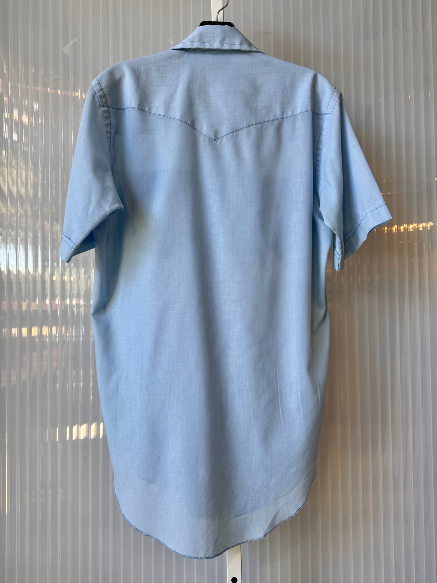 1970s Wrangler Blue Short Sleeve Button-Up Shirt