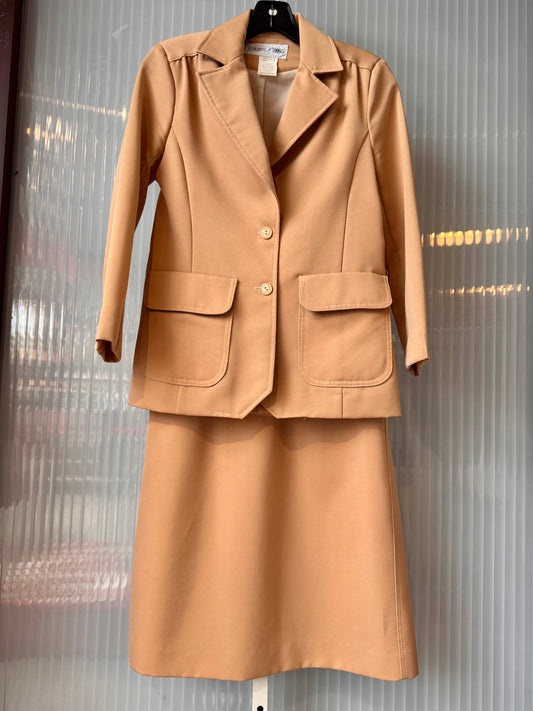 1980s Cream Blazer & Skirt Set