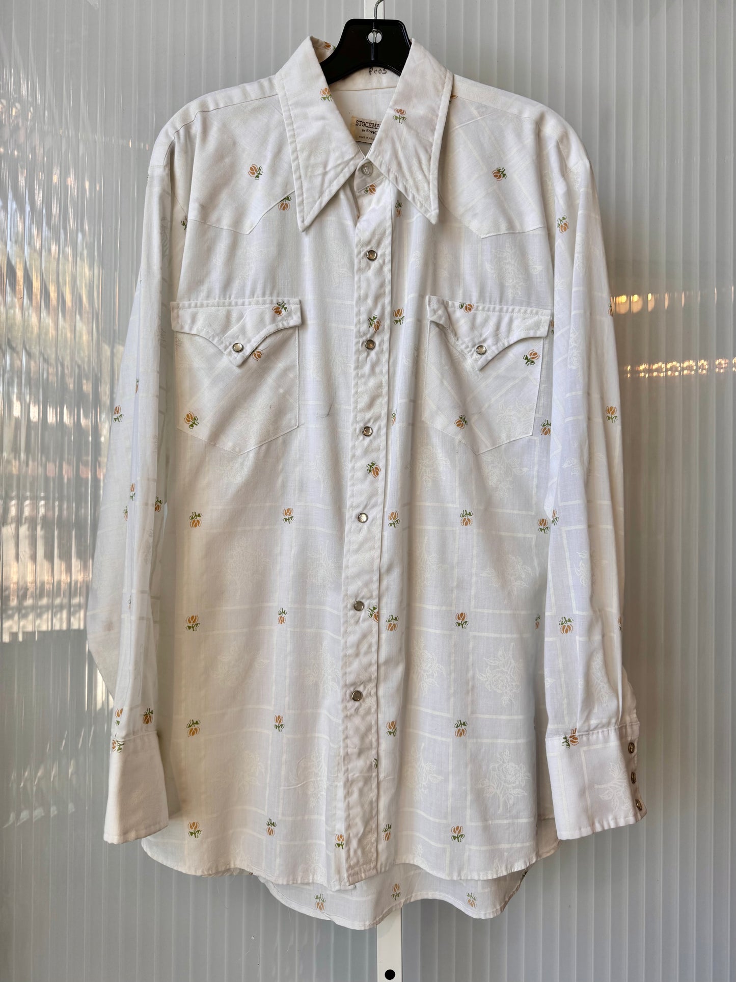 1970s White Pearl Snap Floral Print Western Shirt