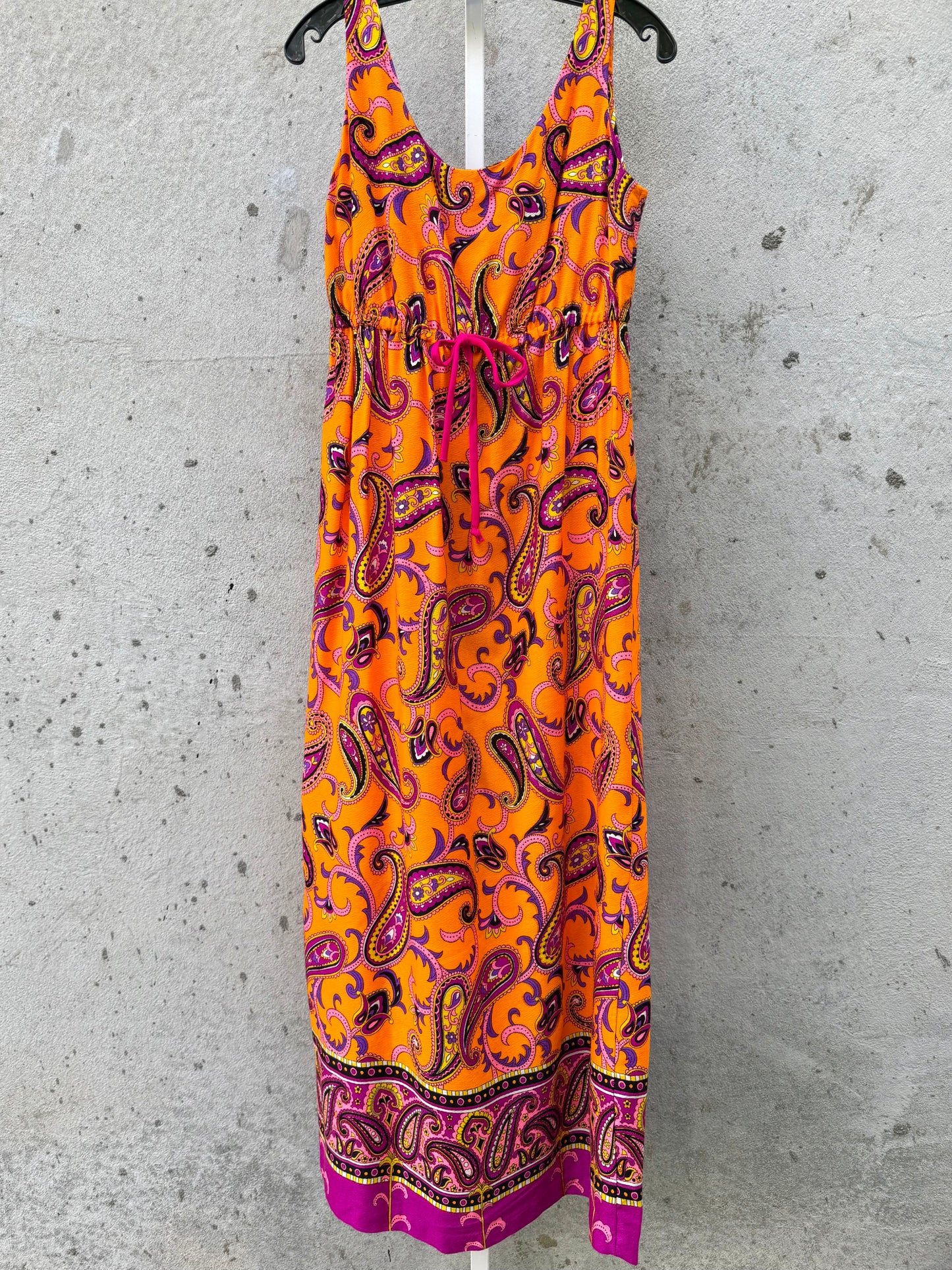 1970s Paisley Patterned Orange Drawstring Dress