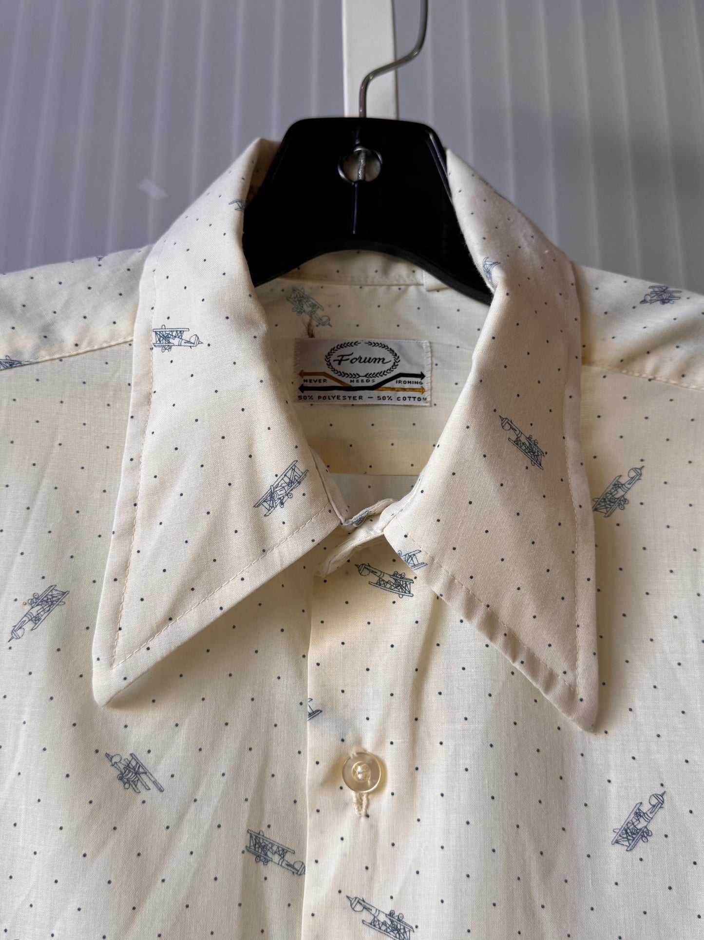 1970s Pointed Collar Cream Shirt w/ Blue Airplane Print