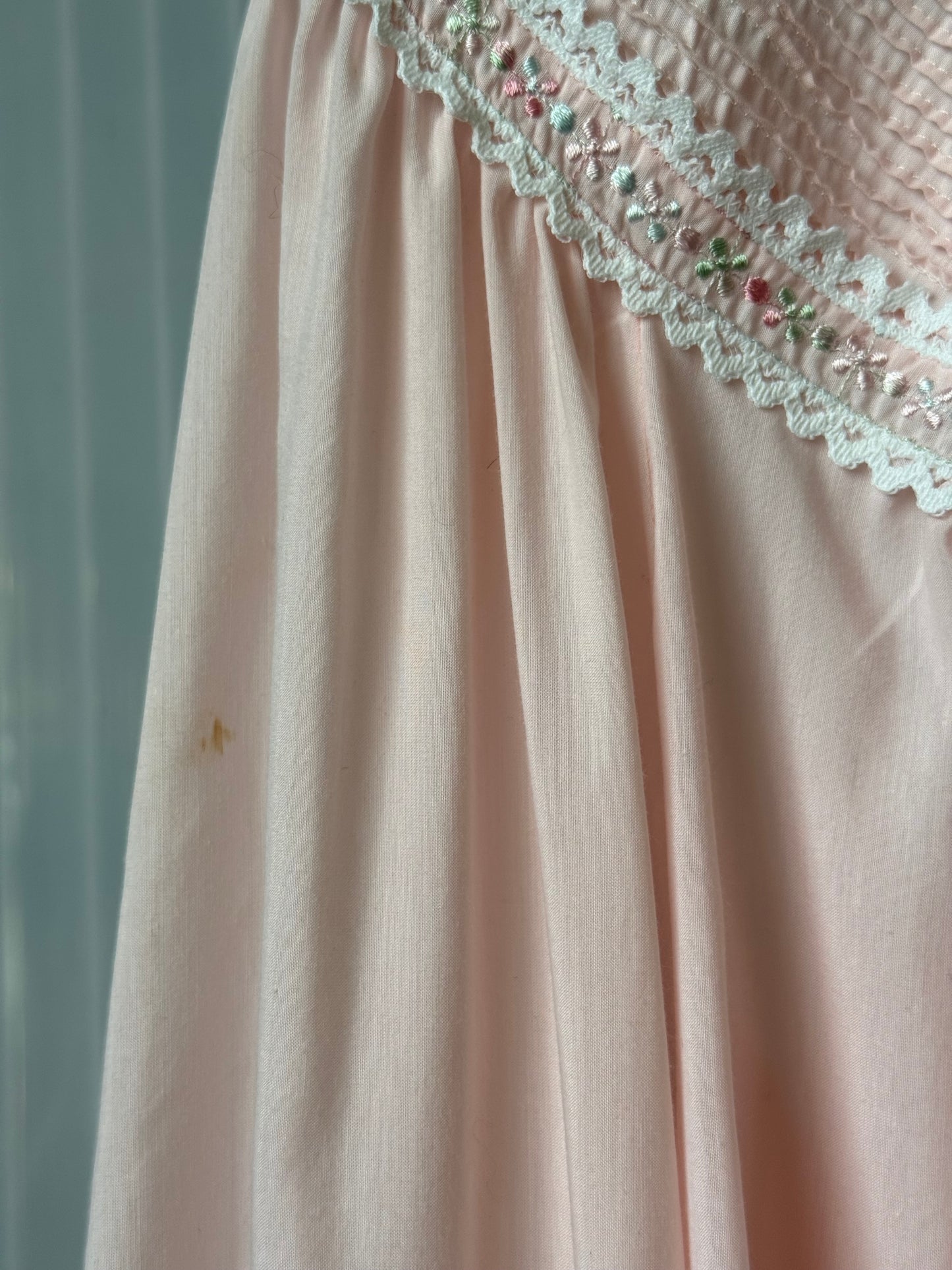 1960s Pink Long-Sleeve Button-Front Bed Jacket
