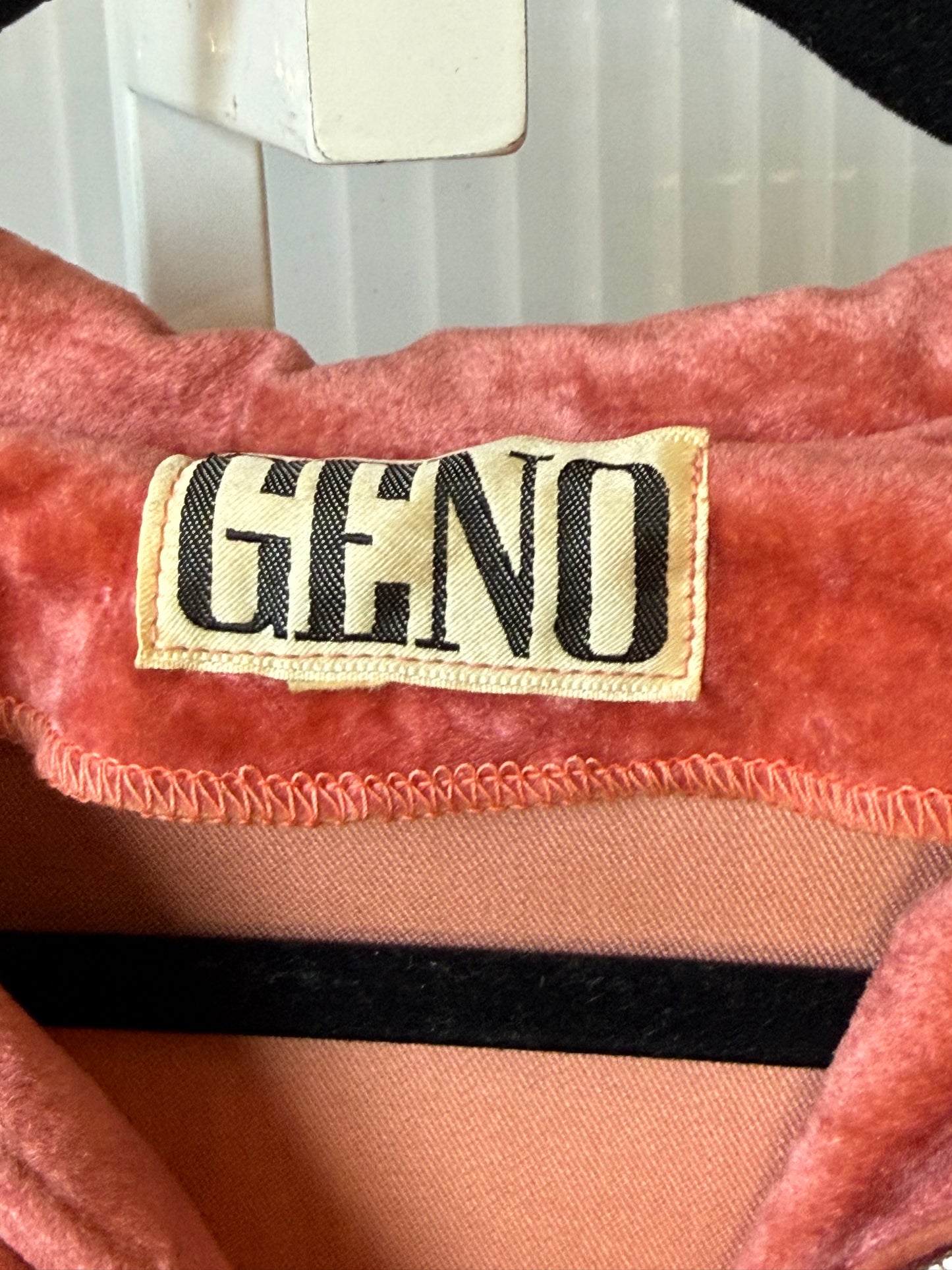 1980s Mauve Crushed Velvet Cape