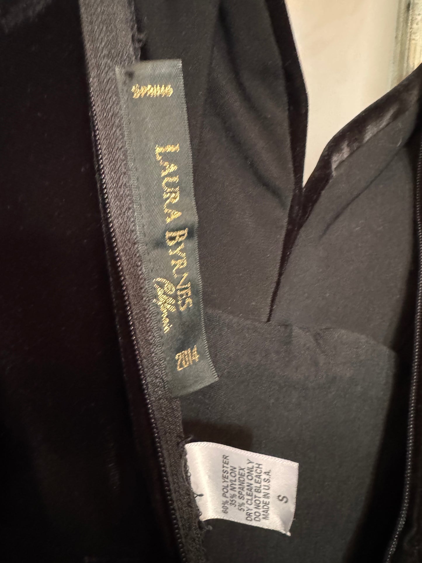 1990/Y2K Black Velvet Empire Waist Floor Length Gown