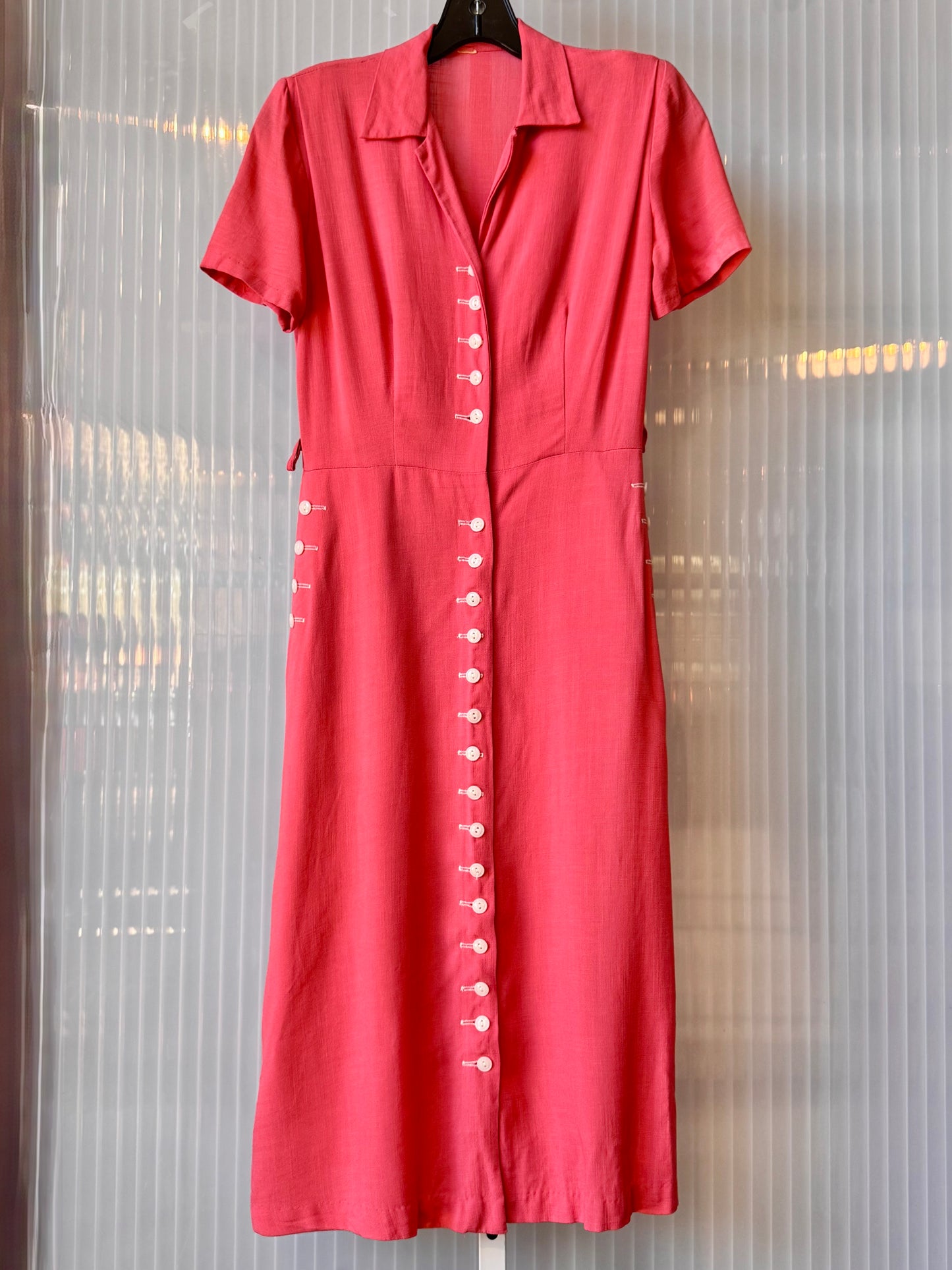 1930s Pink Short-Sleeve Shirtwaist Dress