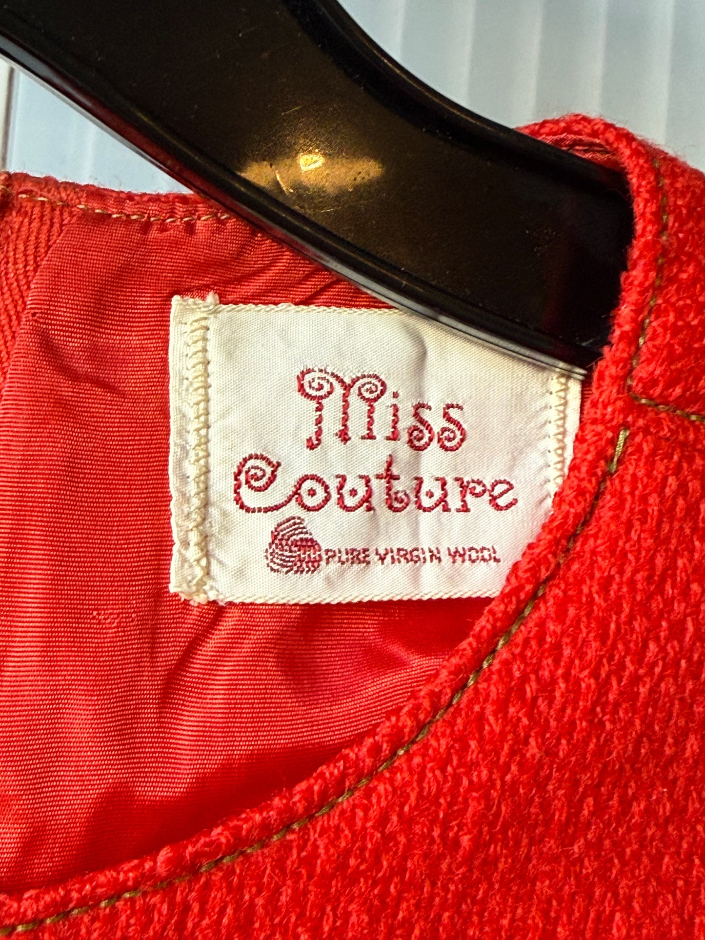 1970s Vibrant Red Pure Virgin Wool Mod-Style Sheath Dress