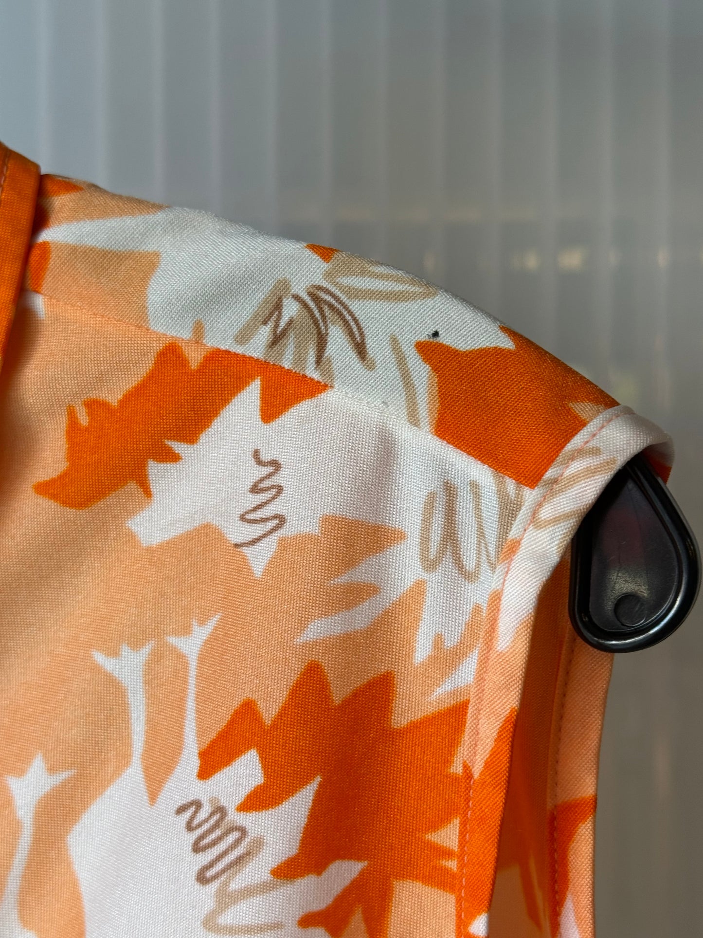 1970s Peach & Orange Rooster Sleeveless Button-Up Blouse