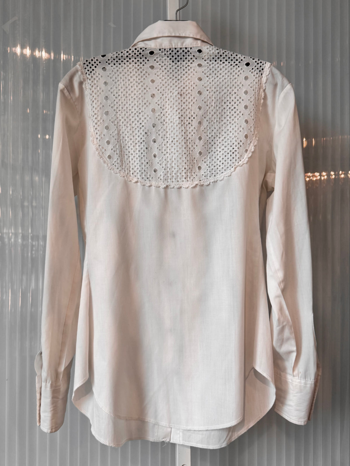 1970s White Point-Collar Eyelet-Lace Western Snap Shirt