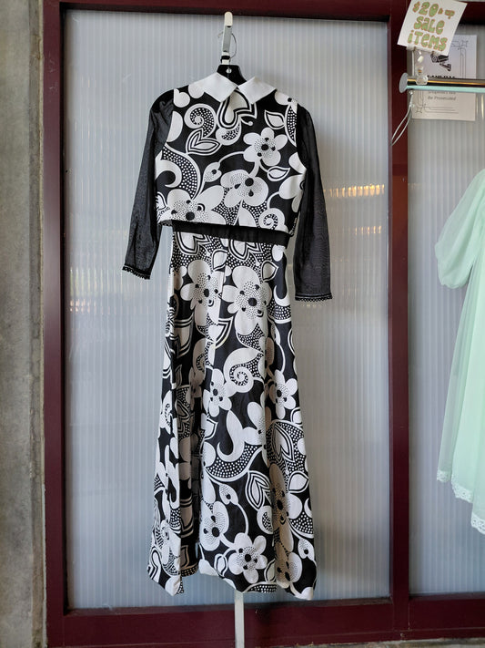 *rita?* 1970s Black & White Mod Floral Collared Dress & Vest Set